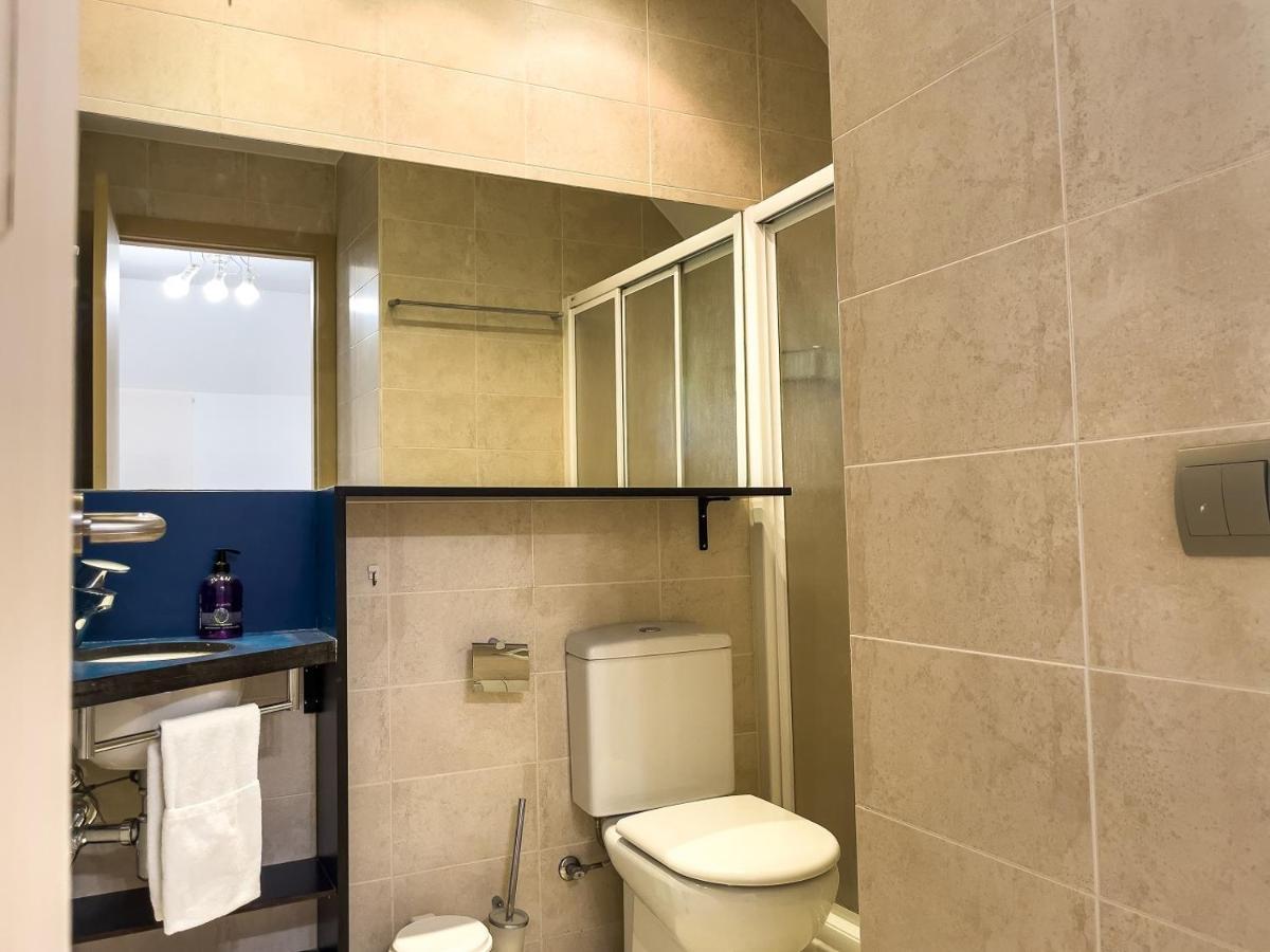 Leevin Student Barcelona Apartment Exterior photo